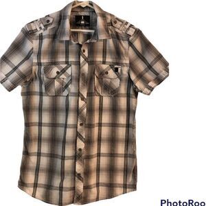 i jeans by Buffalo gray and black plaid short‎ sleeve two pockets shirt Size M